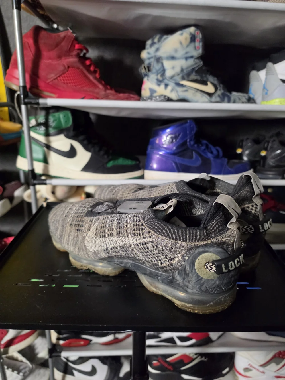 🔥 Nike Air VaporMax Flyknit Utility Men’s Size 12 Well Worn Sneakers Black/Gray